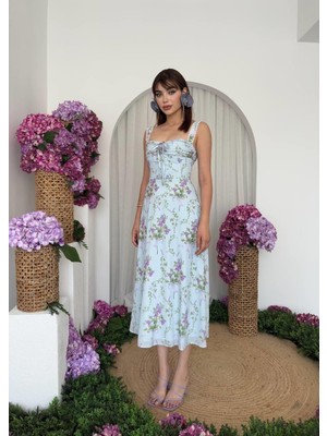 Caddebostan Moda Korse Detaylı Çiçek Desenli Askılı Midi Elbise