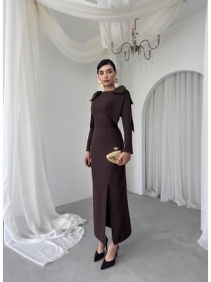 Caddebostan Moda Omuz Detaylı Yırtmaçlı Midi Elbise Bağcıklı ve Düğmeli Şık Abiye Elbise