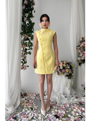 Caddebostan Moda Dik Yaka Düğme Detaylı Kolsuz Mini Elbise Şık Abiye