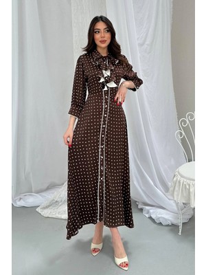 Caddebostan Moda Önü Patlı Puantiyeli Fırfırlı Yaka Midi Elbise