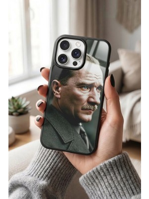 Snacase Apple iPhone 16 Pro Uyumlu Atatürk Portresi Tasarımlı Glossy Premium Kılıf