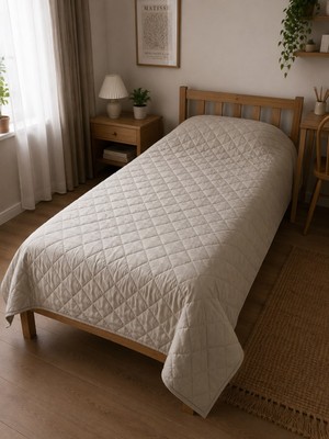 Yüncü Hanım %100 Kuzu Yünü Dolgulu Bej Renkli Pamuk Kumaş Tek Kişilik Kapitone Desenli Mevsimlik Pike 155 x 215 cm