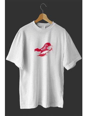 Tarz Yeri 1 Mayıs Emekçiler Günü Baskılı Oversize Bisiklet Yaka T-Shirt - Beyaz