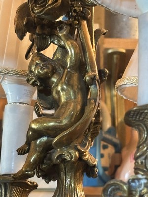 TT Avrupa Bronz Avize Zincir Hariç 42 cm Boyunda 35 cm Çapında.