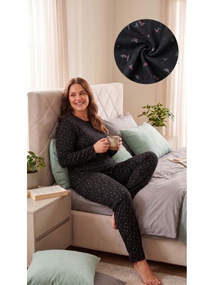 Sleeproom Büyük Beden Pointel Çiçek Desen Siyah Uzun Kol Pijama Takımı