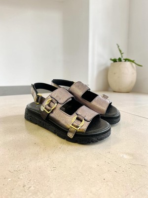 Mammamia D26YS-5285 Platin Hakiki Deri Tam Ortopedik Casual Kadın Günlük Sandalet