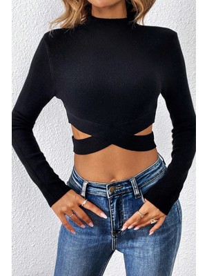 Kapsulavm Kadın Siyah Çapraz Bel Detaylı Dik Yaka Uzun Kol Crop Top Bluz