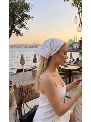 Kokoş Lila-Beyaz Bandana Yazlık