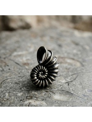 Ebrar Silver Gümüş Ammonit Kolye Ucu 925 Ayar Gümüş Unisex Ammonit Figürlü Kolye Ucu Salyangoz Model Kolye Ucu
