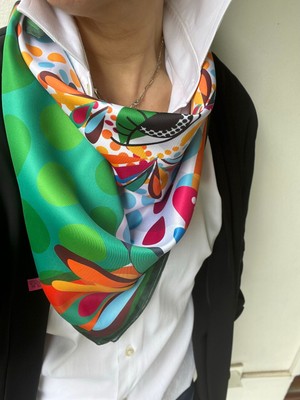 Muguetarts %100 Dijital Sürreal Tasarım Desenli Şal Colourful 70X70 cm
