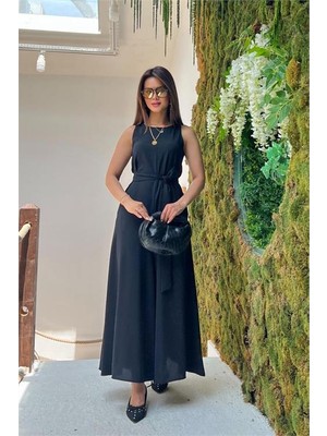Neşeli Butik Kadın Siyah Rahat Kalıp Kolsuz Kuşak Detaylı Tam Boy Tulum NBMY4017