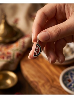 Zaytoon Yarım Krapuz Renkli Gümüş 925 Ayar Charm A300097