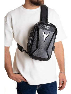 Newish Polo Erkek Şifreli Kilitli Su Geçirmez Tek Sırt Askılı Sling Bag USB ve Kulaklık Çıkışlı Çapraz Omuz ve Sırt Çantası