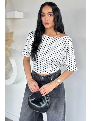 Gülseli Kadın Kayık Yaka Puantiyeli Bluz P-00021782