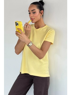 Gülseli Kadın V Yaka Basic Tişört P-00021703