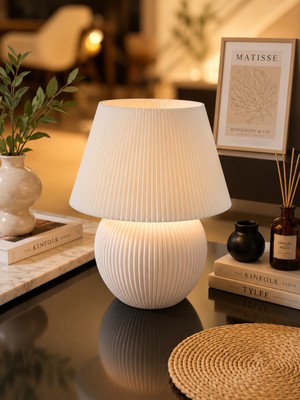 Elektra Modern LED Masa Lambası – Ribbed Tasarım Dekoratif Gece Lambası