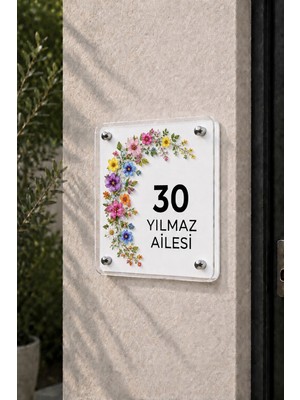 JHAAR Kişiye Özel Pleksi Kapı Isimliği – Modern & Lüks Uv Baskılı Dekoratif Kapı Numarası- Renkli Çiçekler 20X20 cm - Beyaz