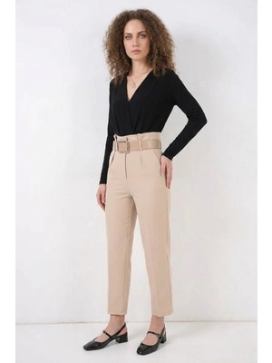 Kadın Yüksek Bel Kemerli Krem Pantolon
