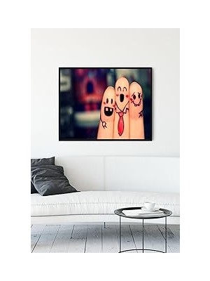 Nacario Postermanya (PSTER12809) Neşeli Parmaklar Eğlenceli Mizahi Çerçeveli Tablo (21X30CM)