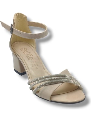 Selfie 4265-26 Rugan Taşlı Çapraz Bant Orta Topuk Fashion Kadın Sandalet(5,5cm)