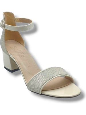 Selfie 4270-26 Simli Rugan Tek Bant Orta Topuk Büyük Numara Fashion Kadın Sandalet(5,5cm) 41-43