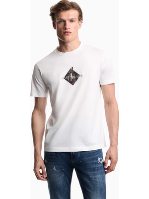 Emporio Armani Erkek Nefes Alabilen Pamuklu Jarse Kumaş Desenli Kısa Kollu Beyaz T-Shirt EM006924 AF14795-F0021
