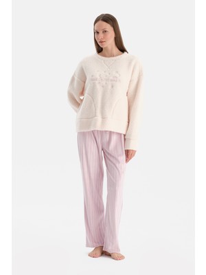 Dagi Ekru Nakışlı Polar Tişört Pantolon Pijama Takımı