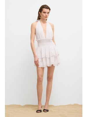 Love My Body Moda Tutkusu Nakış Detaylı V Yaka Elbise Kemik 124M2334000