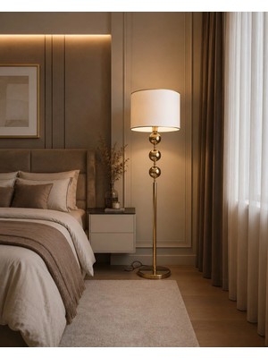 Küre Detaylı Modern Lambader - Dekoratif Ayaklı Abajur