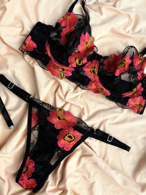 D Lingerie Fleur Écarlate Dantel Transparan Bralet Sütyen Takımı DM1372