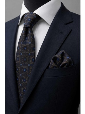 Kravatkolik Kahverengi Motif Desen Mendilli Klasik Kravat KK13757