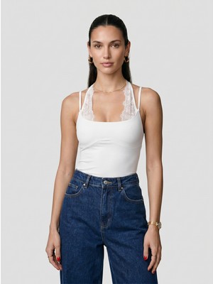 Noe Collection Kadın Dantel Yaka Ince Askılı Çıtçıtlı Bodysuit