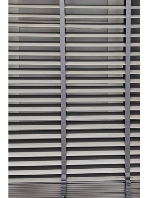 Özel Jaluzi Gri 50 mm Ahşap Görünümlü Jaluzi