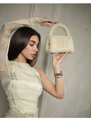 Ravinity Beyaz Incili Mıknatıs Kapaklı Luxury Stil Çanta