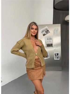 Kechi Woman Gold Aksesuarlı Tek Düğme Triko Hırka