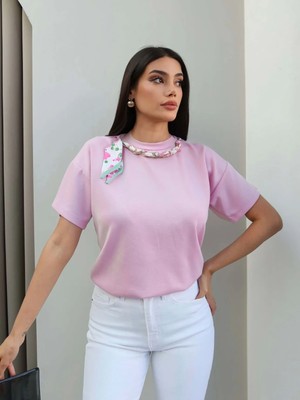 Esra Helvacı Yaka Inci Fularlı Modal Tshirt