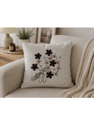 Livera Home Modern Pullu, Taşlı & Punch Nakışlı Kırlent Kılıfı (43X43)