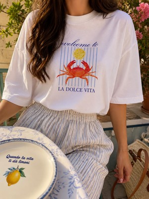 Fandr Studio Beyaz Oversize Sun-Kissed Crab Kadın T-Shirt