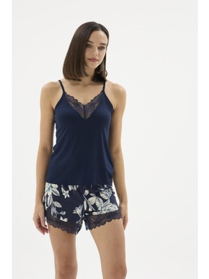 Sevim Kadın Ince Askılı Dantel Detaylı Çiçek Desenli Lacivert Şortlu Pijama Takımı C8T7N671