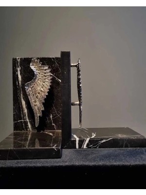Miarik Design Dekoratif Doğal Siyah Mermer Kaideli Melek Kanadi Kitap Tutucu