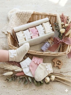 Baby Socks 5 Çift Fiyonklu Hediyelik Kutulu Kız Bebek Çorabı 0-2 Yaş
