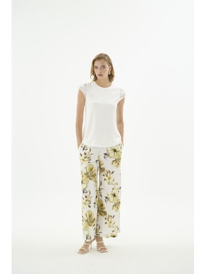 Gizzey Kadın Dantelli Düşük Kol Ekru Pijama Takımı C5T3N512