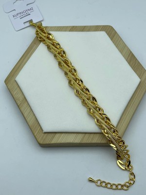 Biju Yılmaz 26_22KB08- Xuping Geometrik Desenli Gold Altın Kaplama Bileklik