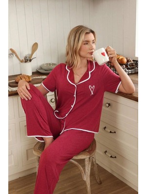 Bella Notte Bordo Düğme ve Kalp Detaylı Kısa Kollu Pijama Takımı