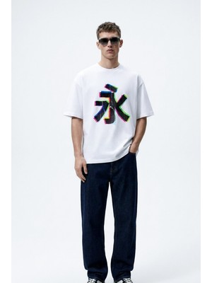 Hoxie Unisex Beyaz Oversize Glitch Efektli Harf Baskılı Tişört