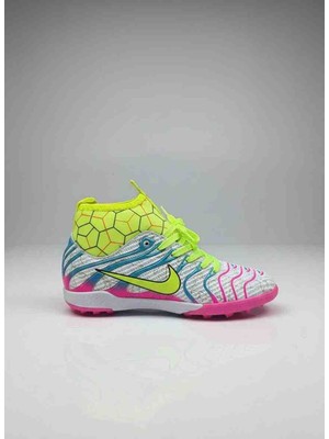 Sneaker Store Yarı Profesyonel Halısaha Krampon