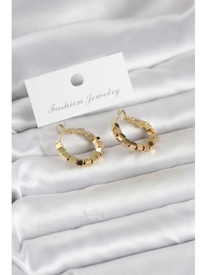 Belirtilmemiş Gold Renk Kare Halka Model Kadın Küpe