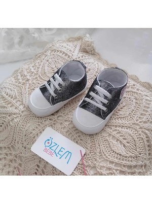 Simli Model Bağcıklı Bebek Ayakkabısı Koyu Gri