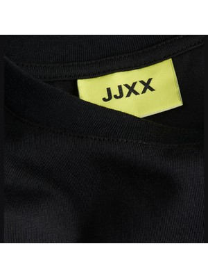 Jack & Jones Kadin Püskül Detayli Loose Fit Kisa Kollu Tisört - Sanne