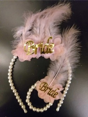 Dizayn Parti Evi Bride Taç ve Bileklik Incili Tüylü Kumaş Güllü Set Gold Gümüş